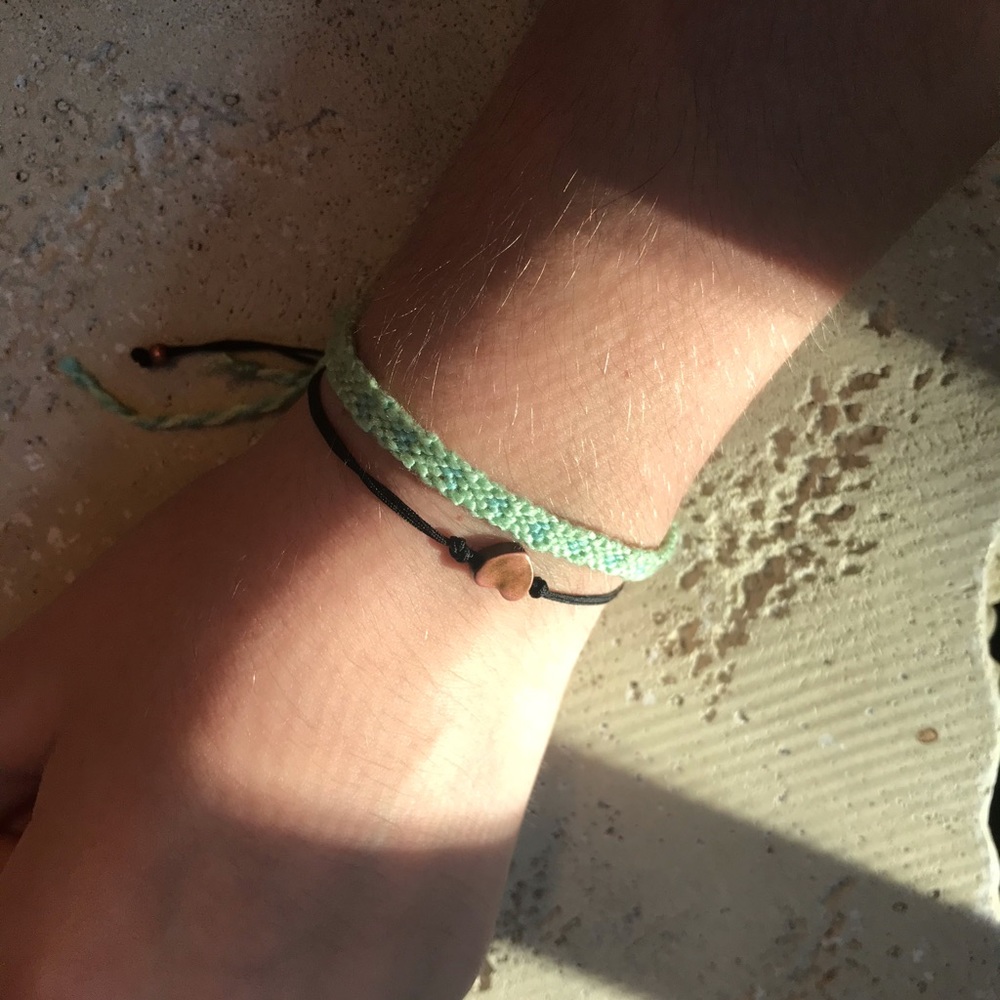 💙Teal and Blue Hearts Friendship Bracelet💙